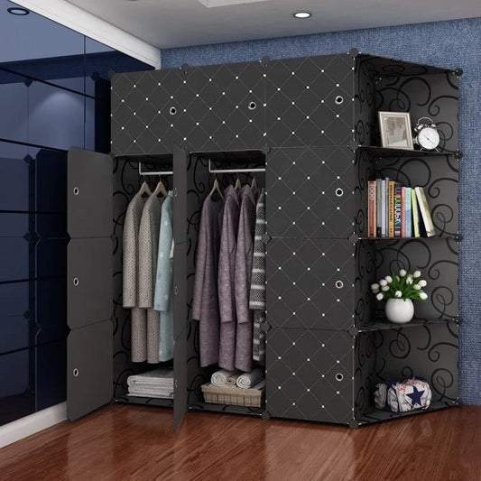 Armoire 3 battants en plastique plus 4 étagère