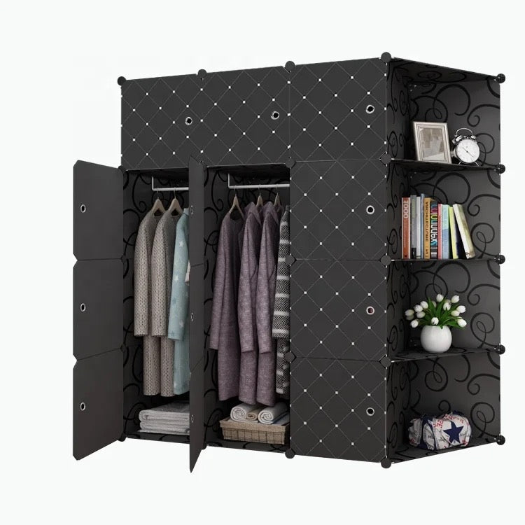 Armoire 3 battants en plastique plus 4 étagère