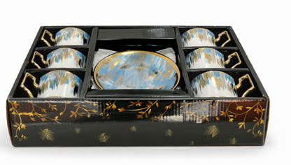 Ensemble tasses et sous-tasses en porcelaine
