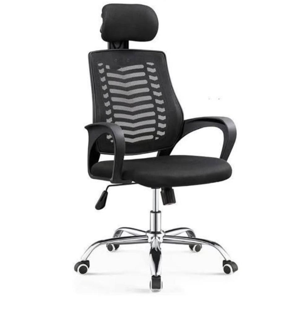 Chaise de bureau confortable avec dossier en maille